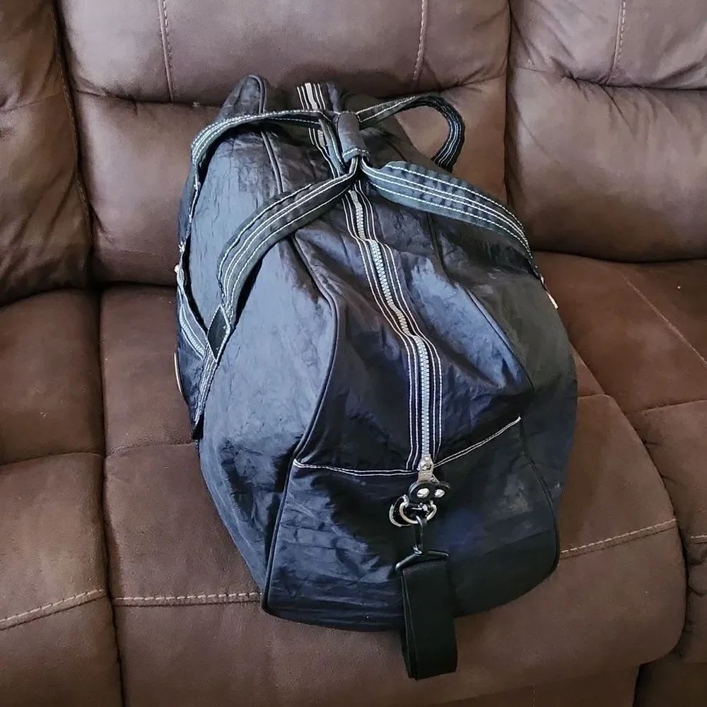 Kipling Duffle Bag Large - Picture 4 of 8